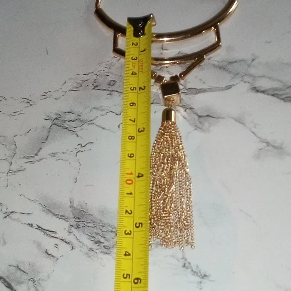 Beautiful Vintage Gold Tone Statement Necklace with Tassel - Picture 7 of 11